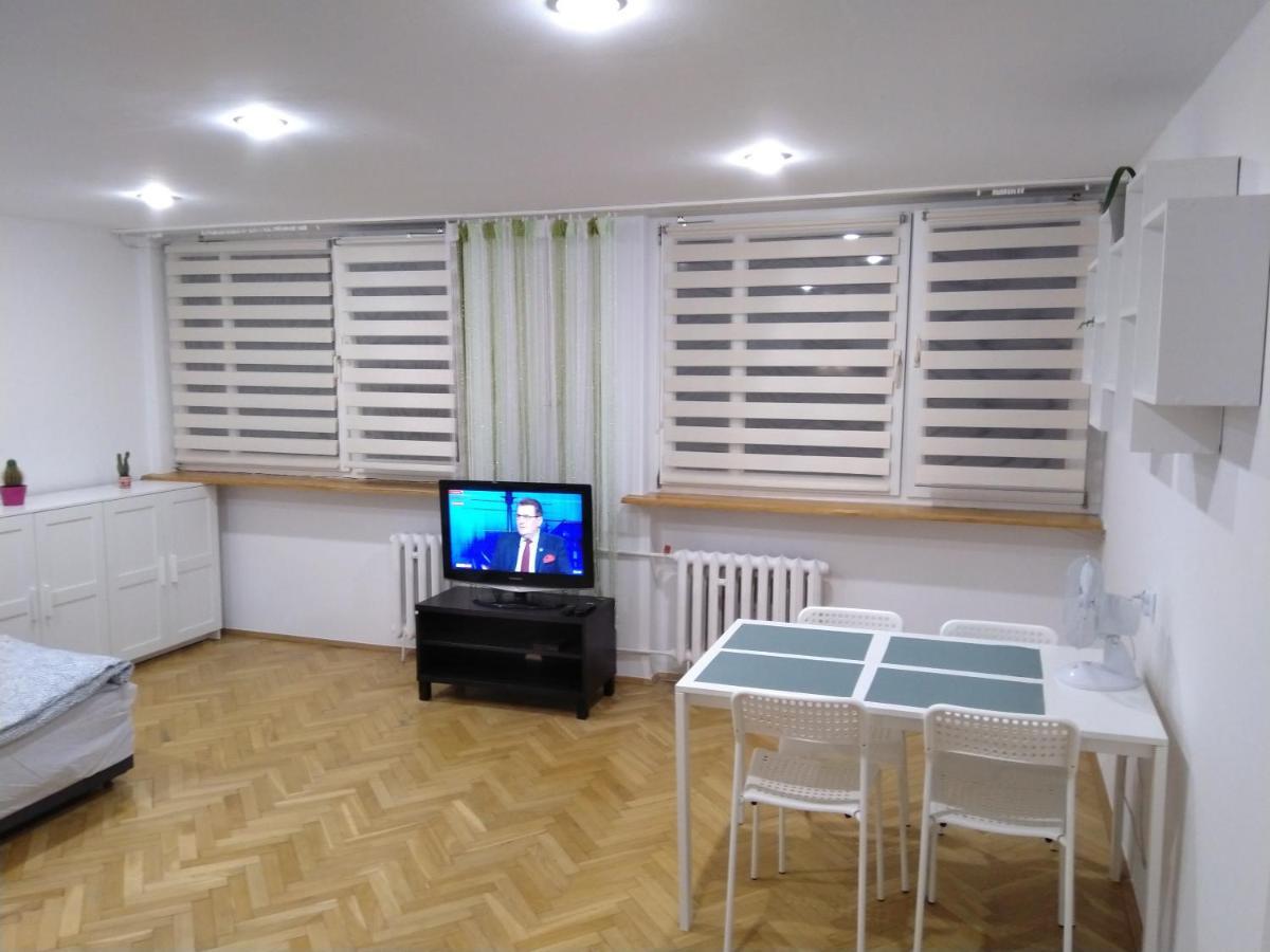 Apartamento Apartament Zielona Wierzba Blisko Sky Tower Breslavia Exterior foto